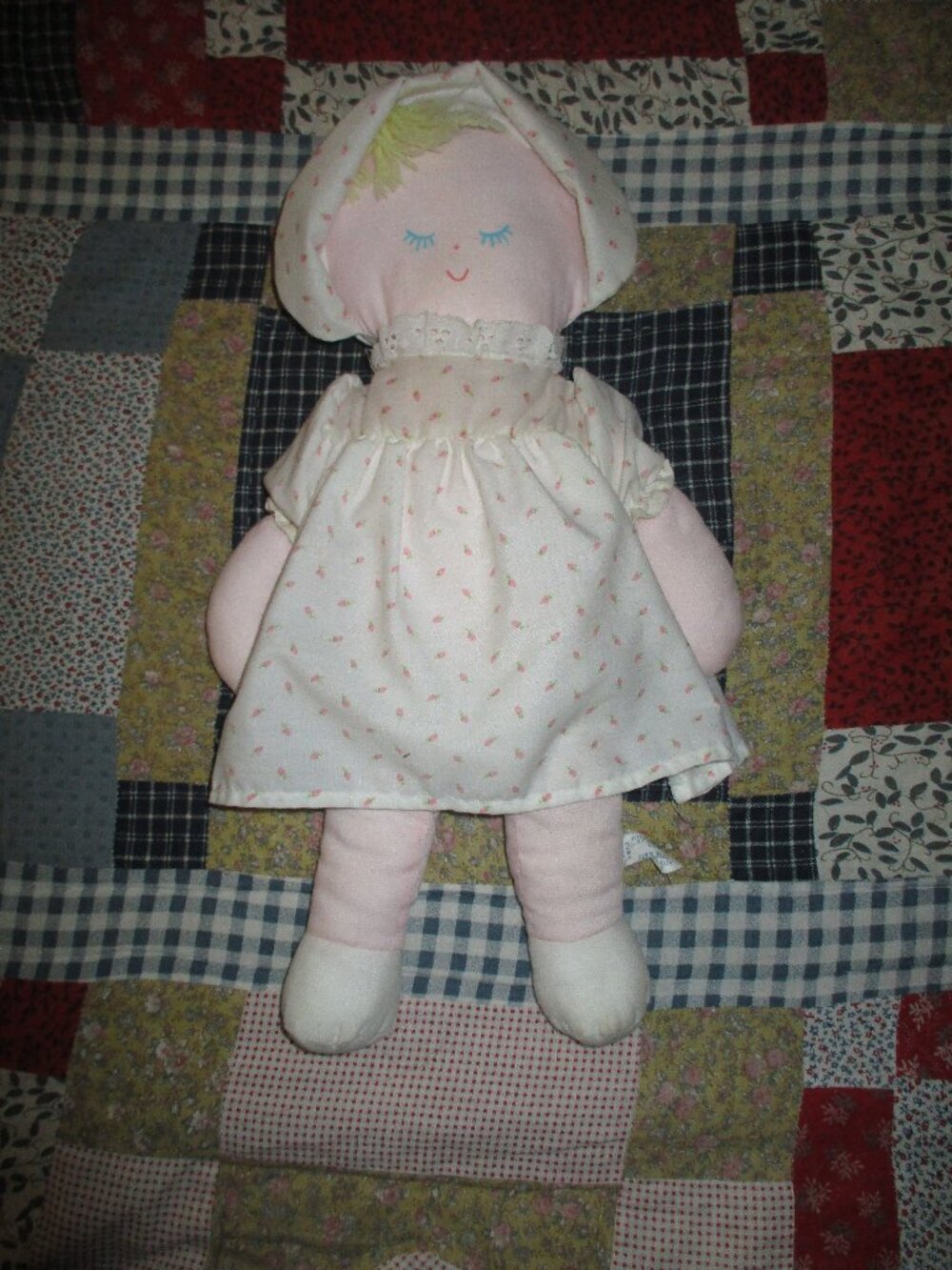 Eden Plush Blonde Cloth Baby Doll Rosebud Dress White Pink Bonnet Vintage 15"